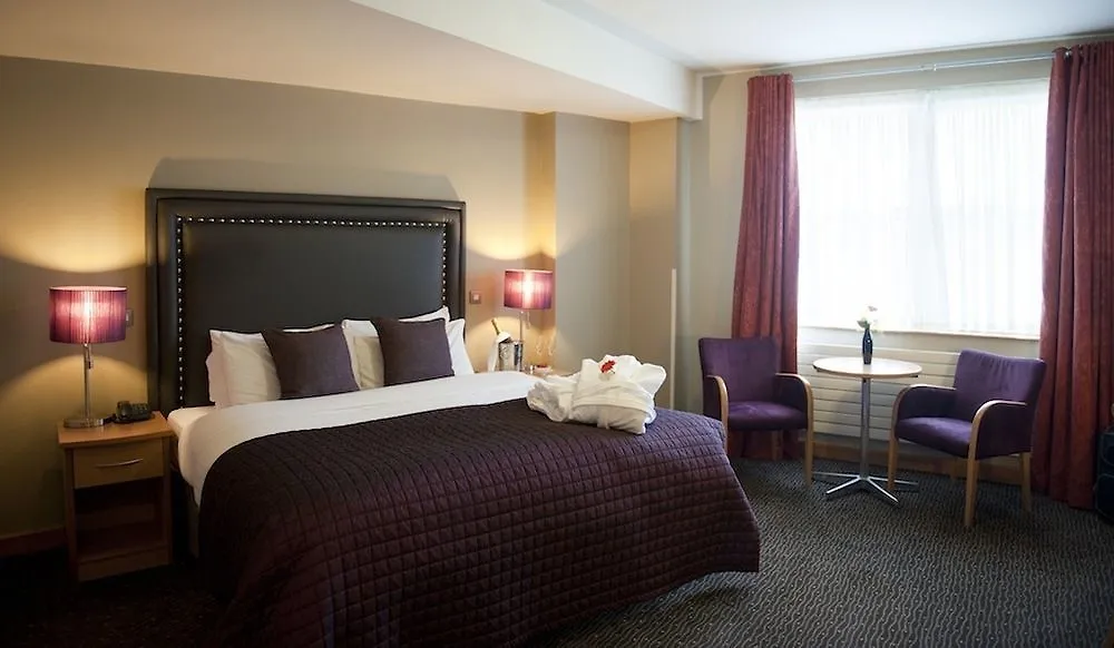 Harbour Hotel Galway 4*,