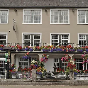 Clooneen House Westport