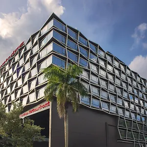 Travelodge Harbourfront Отель Сингапур
