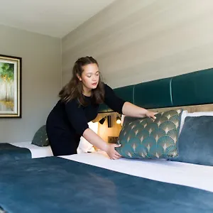 Scott's Отель Килларни