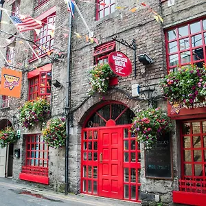 Isaacs Hostal